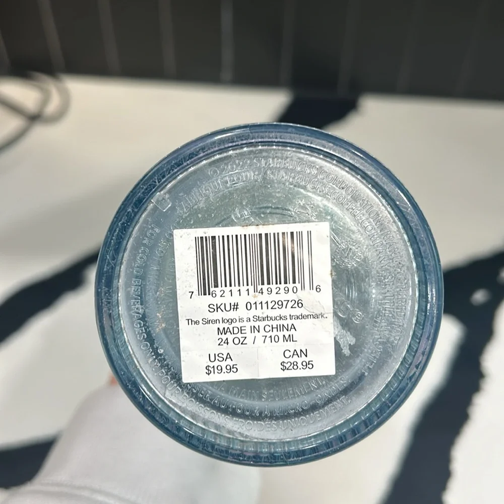 NWT Starbucks Spring 2022 Iridescent Mermaid Scales Tumbler